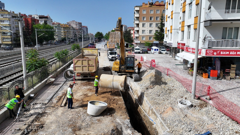 1 yılda 574 kilometre yeni şebeke hattı yaptı