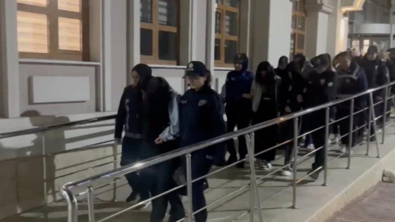 Polisten fuhuş çetesine darbe! 10 masaj salonuna baskın