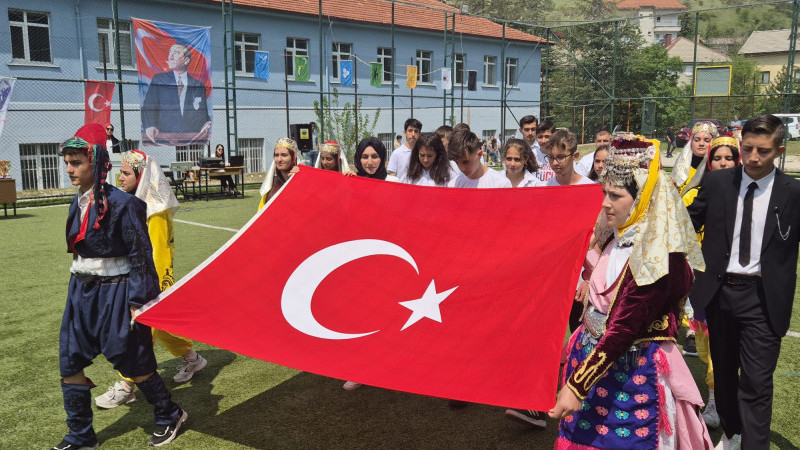 Derebucak ve Hüyük'te 19 Mayıs coşkusu