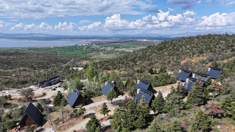  Göl manzaralı bungalov evler için geriye sayım başladı
