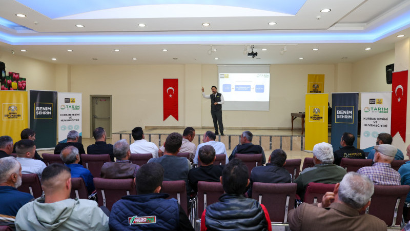 Vatandaşlara kurban kesimi ve hijyen eğitimi verildi