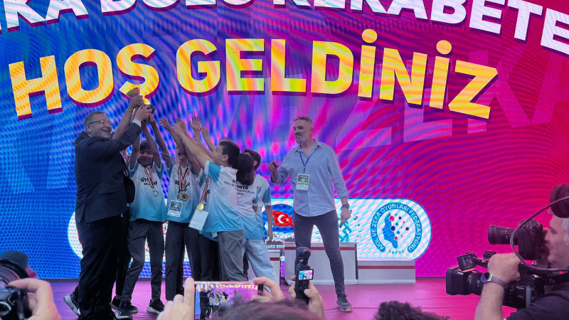 Alkışlar bizim çocuklara!