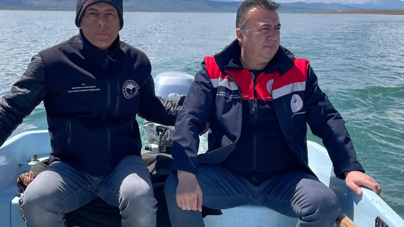 Balıkların üreme döneminde katliam yapamadan yakalandılar