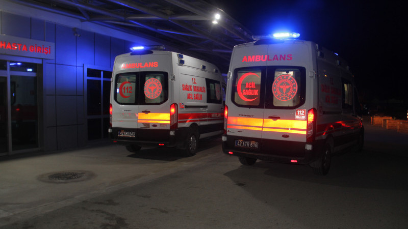 Yolcu otobüsü ile çarpışan otomobilin sürücüsü hayatını kaybetti