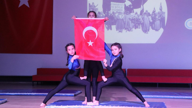 Cumhuriyet coşkusu Beyşehir'i sardı