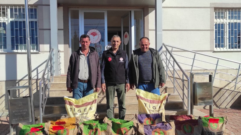  Hüyük’te hububat ve yem bitkilerinde yeni çeşitlerin ekimi yaygınlaştırılacak