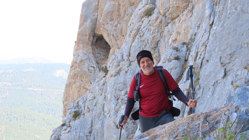 Mağara tutkunu dağcıların 2 bin 260 rakımdaki zorlu mağara tırmanışı