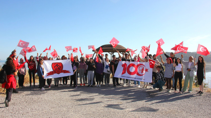 Beyşehir'de 100.yıl cumhuriyet yürüyüşü