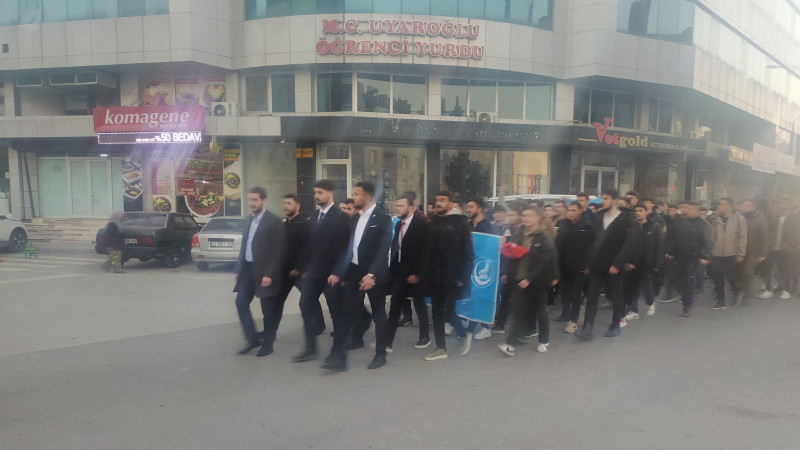 Beyşehir'de şehitlere saygı yürüyüşü