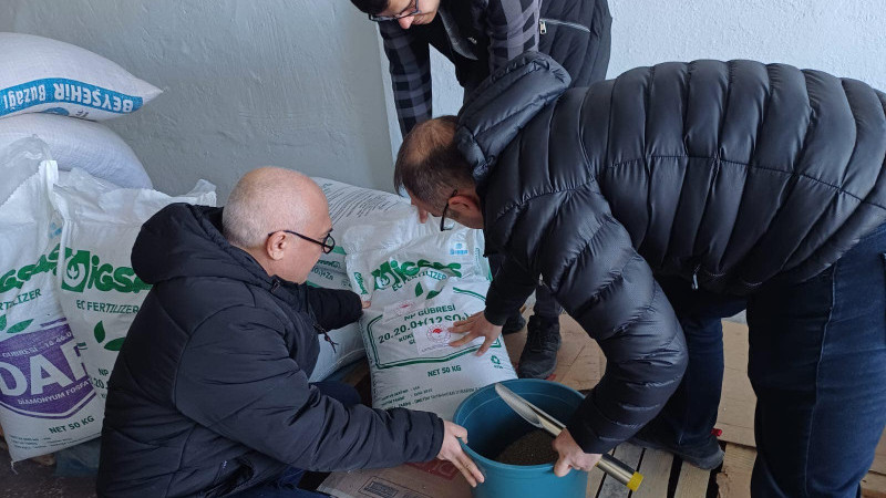 Beyşehir'de gübre bayileri denetlendi