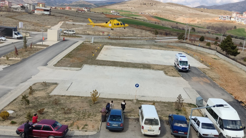 Hüyük’te hava ambulansı kalp krizi geçiren hasta için havalandı