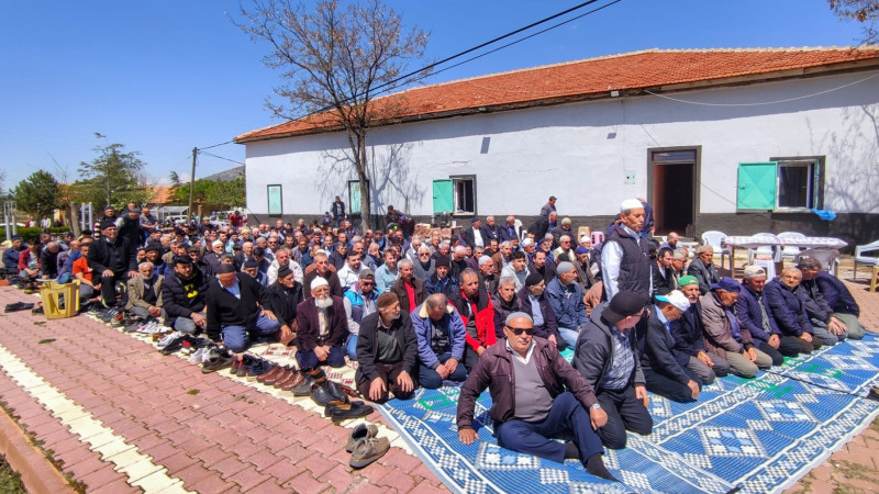 Hüyük'te çiftçi yağmur duasına çıktı