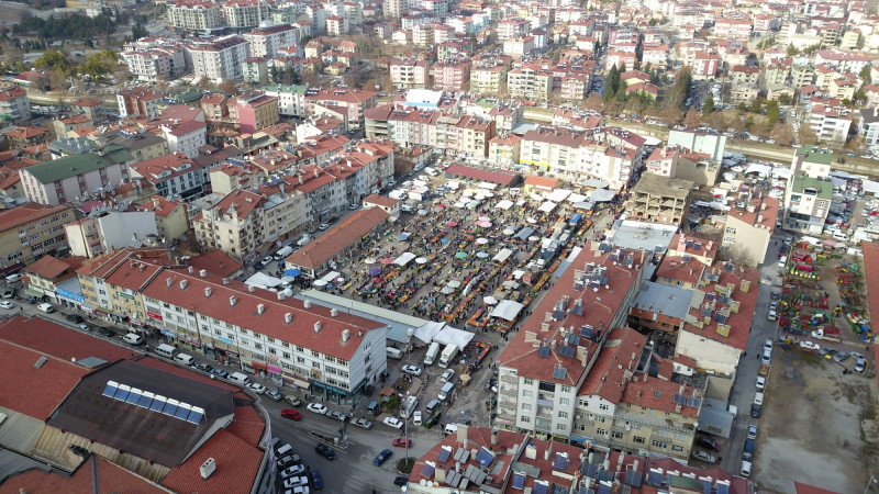 “Araçlarınızı çarşı merkezine getirmeyin” çağrısı