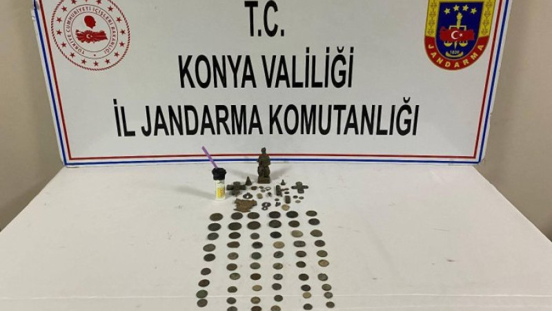 Jandarma uyuşturucu baskınına gitti, bu manzarayla karşılaştı