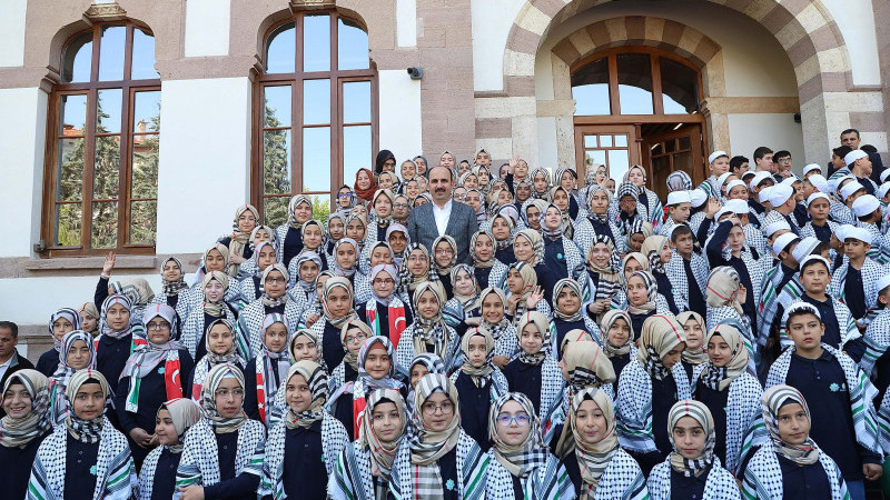 Bilgehanelerde öğrenciler hafızlık hazırlık eğitimi heyecanı yaşıyor