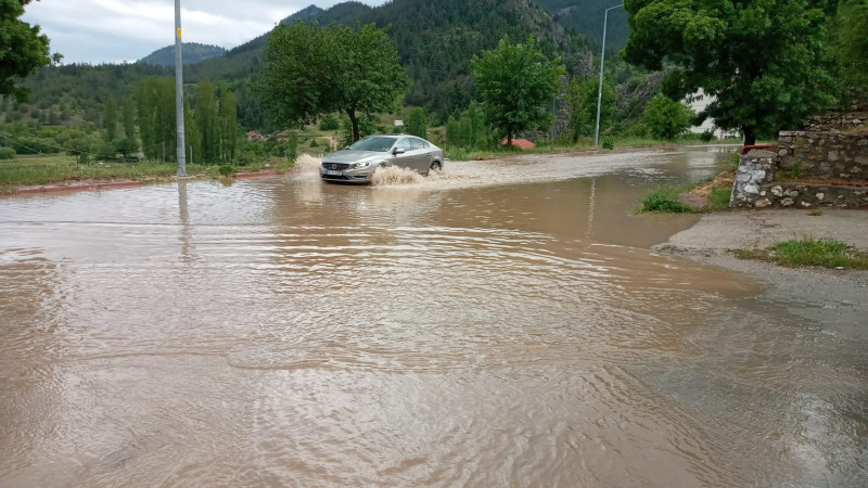 Rekor yağışı hangi ilçeler aldı,meteoroloji verileri açıkladı