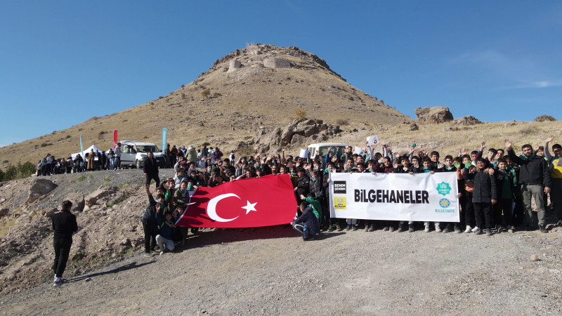 Takkeli dağda zirve yolculuğu deneyimi yaşadılar