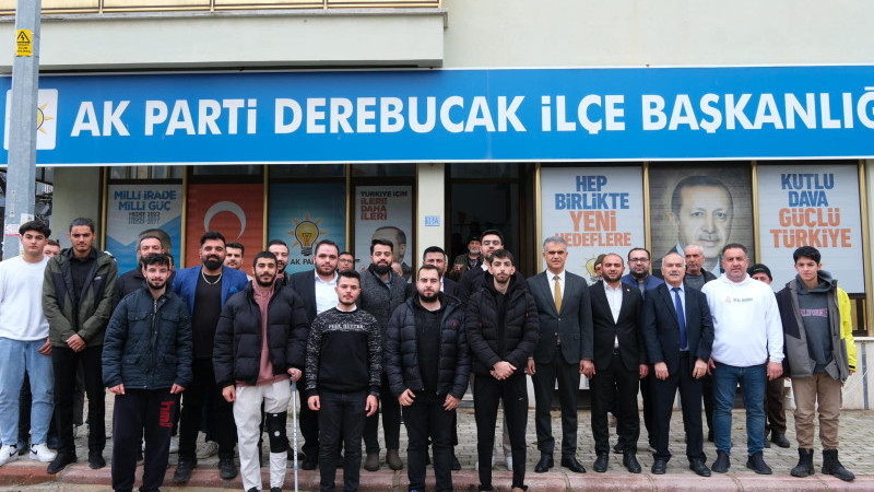 AK Parti Gençlik Kolları’nda nöbet değişimi