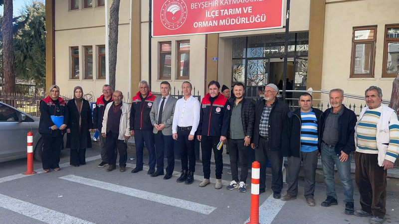 Çiftçilerin tanıtım toplantısına ilgisi yoğun oldu