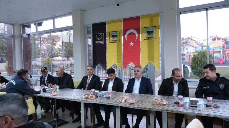 Derebucak'ta çok anlamlı iftar buluşması