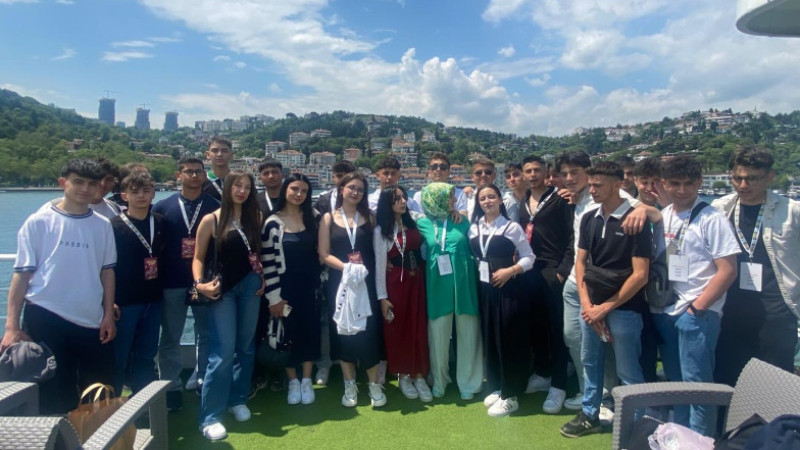 Eşrefoğlu'nun torunları, ecdadın izinde