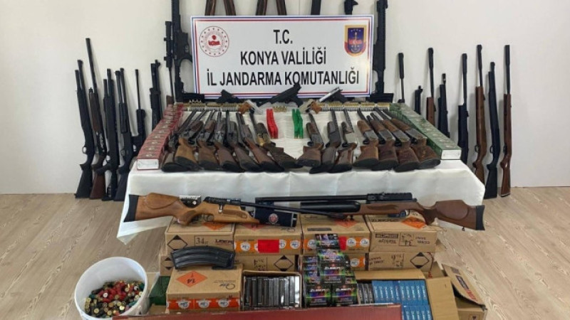 Beyşehir'de JASAT'tan silah kaçakçılarına operasyon