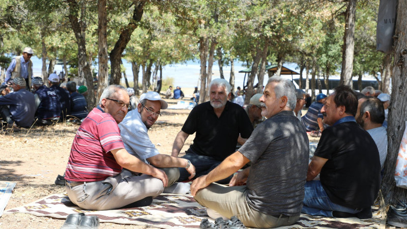 Emeklilerin yüzünü güldüren belediye!