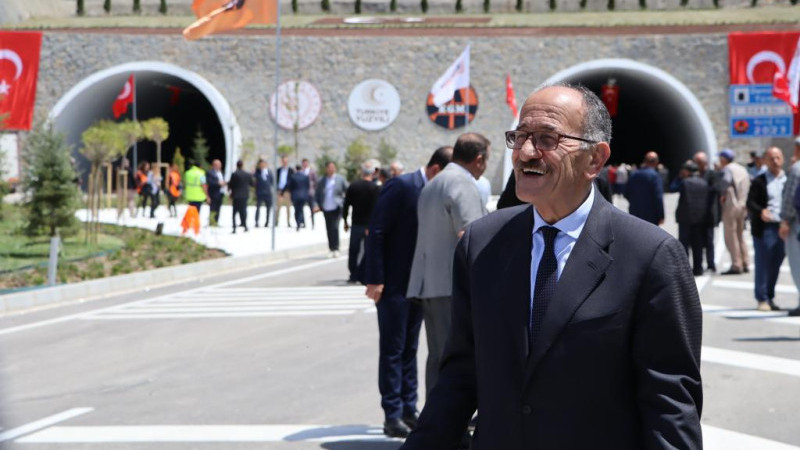 “Bizim duble yola varmamız tez zamanda bitecek”