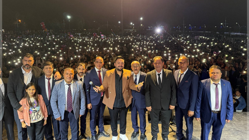 Sanatçı Hüseyin Kağıt, Beyşehirli hayranlarıyla buluştu