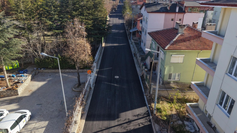 Beyşehir Belediyesi, mahalle yollarını konforla tanıştırıyor