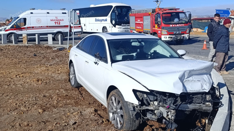 Hüyük’teki trafik kazasında 2 kişi yaralandı